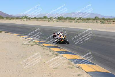 media/Oct-01-2023-SoCal Trackdays (Sun) [[4c570cc352]]/Turn 10 Inside (1250pm)/